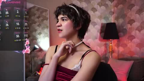 Snapshot of sandzu_ chatting on November 2025 09:02:02 PM Viola online show from November 2025 09:02:02 PM