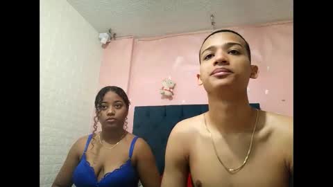 Snapshot of saniasex2025 chatting on November 2025 01:32:02 PM saniasex2025 online show from November 2025 01:32:02 PM