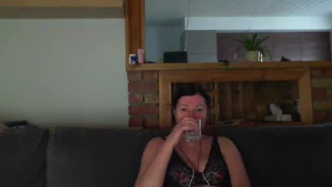 Snapshot of sanroom chatting on February 2025 04:10:01 PM sanroom online show from February 2025 04:10:01 PM