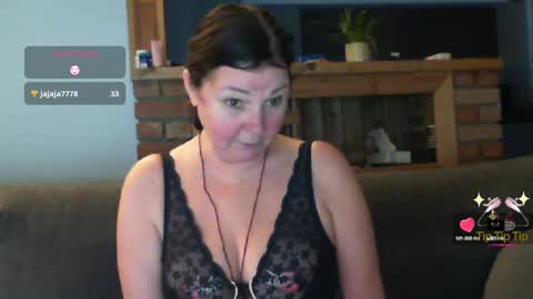 Snapshot of sanroom chatting on February 2025 03:41:02 PM sanroom online show from February 2025 03:41:02 PM