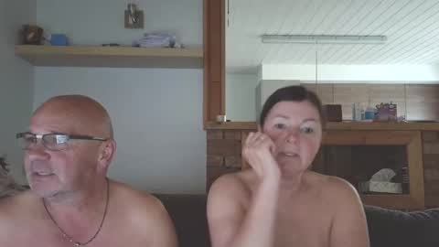 Snapshot of sanroom chatting on October 2025 02:58:02 PM sanroom online show from October 2025 02:58:02 PM