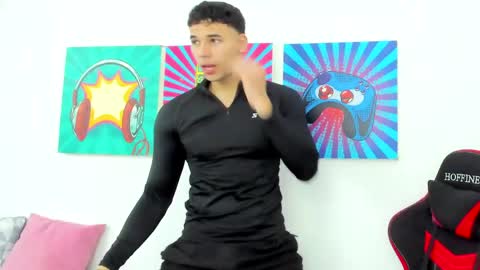 Maximo Santana online show from April 2026 01:13:01 PM