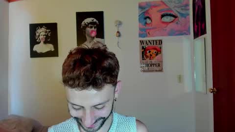 Snapshot of santi_mateo chatting on September 2025 09:30:01 PM Santi online show from September 2025 09:30:01 PM