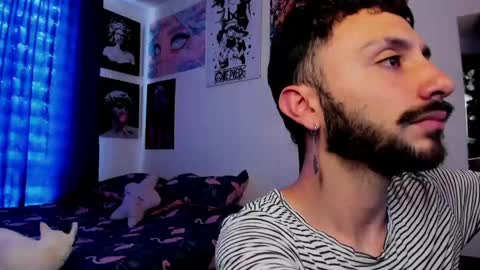 Santi online show from April 2026 07:08:02 PM