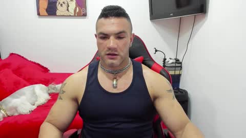 santi_pastori online show from October 2025 06:45:02 PM