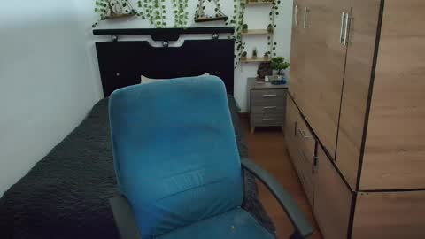 santi_ss online show from May 2026 01:03:01 AM
