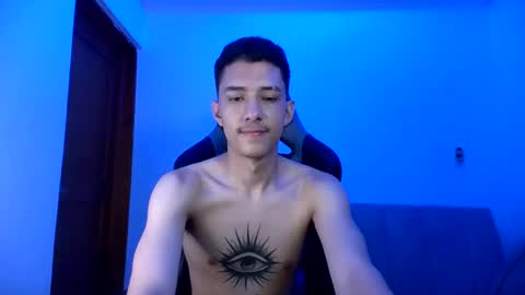 Snapshot of santi_twink19 chatting on February 2025 08:29:01 AM santi_twink19 online show from February 2025 08:29:01 AM