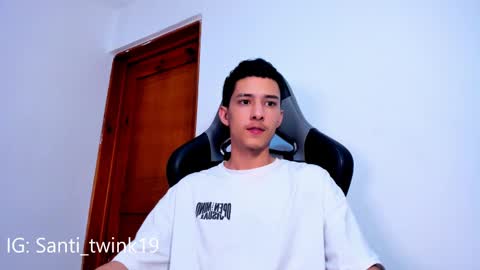 Snapshot of santi_twink19 chatting on February 2025 08:16:02 PM santi_twink19 online show from February 2025 08:16:02 PM