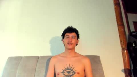 santi_twink19 online show from May 2026 09:30:02 PM