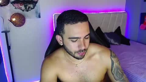 santiago_ferrerxx online show from May 2026 12:50:01 AM