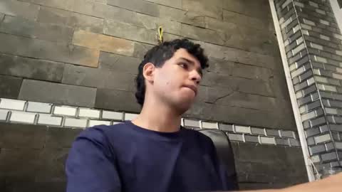 Snapshot of santiago_foxx chatting on October 2025 06:14:02 PM santi online show from October 2025 06:14:02 PM