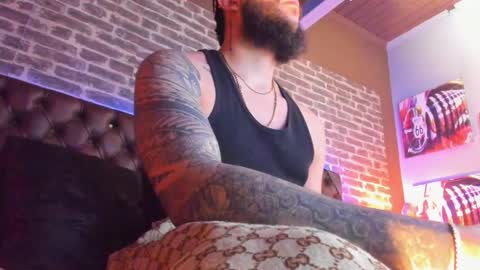 Snapshot of santiagohincapiie chatting on March 2026 08:59:02 PM Santiago Hincapiie online show from March 2026 08:59:02 PM