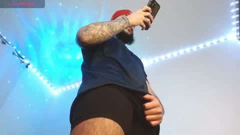 Snapshot of santiagohincapiie chatting on April 2026 06:58:01 AM Santiago Hincapiie online show from April 2026 06:58:01 AM