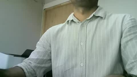 Santiago online show from February 2025 07:38:02 PM