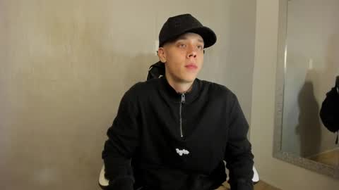 Snapshot of santiceballo chatting on September 2025 07:50:02 PM Julius Novachrono online show from September 2025 07:50:02 PM