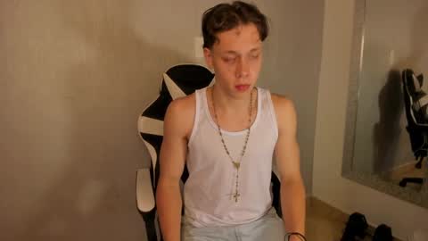 Snapshot of santiceballo chatting on September 2025 08:36:02 PM Julius Novachrono online show from September 2025 08:36:02 PM