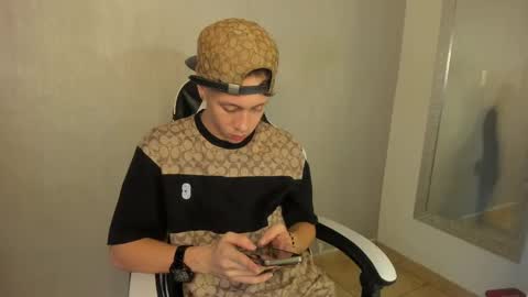 Snapshot of santiceballo chatting on October 2025 09:56:01 PM Julius Novachrono online show from October 2025 09:56:01 PM