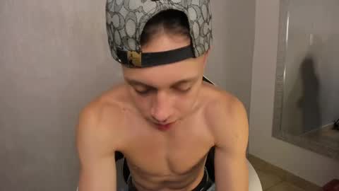 Snapshot of santiceballo chatting on October 2025 07:38:01 PM Julius Novachrono online show from October 2025 07:38:01 PM