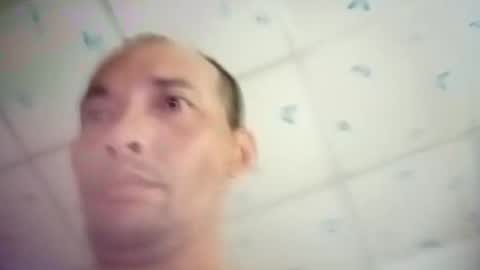 santichai561323 online show from April 2026 09:13:01 AM