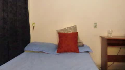 santiexxx online show from October 2025 02:42:01 AM