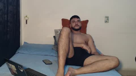 Snapshot of santiexxx chatting on May 2026 10:47:02 PM santiexxx online show from May 2026 10:47:02 PM