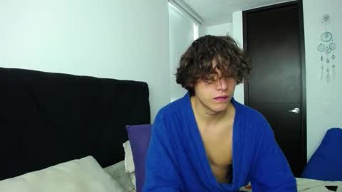 Snapshot of santii_rose chatting on December 2024 04:53:02 PM Santii online show from December 2024 04:53:02 PM