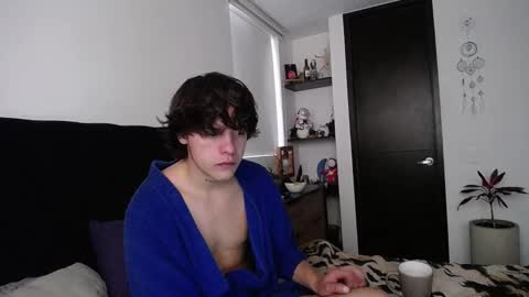 Snapshot of santii_rose chatting on March 2025 07:14:01 PM Santii online show from March 2025 07:14:01 PM