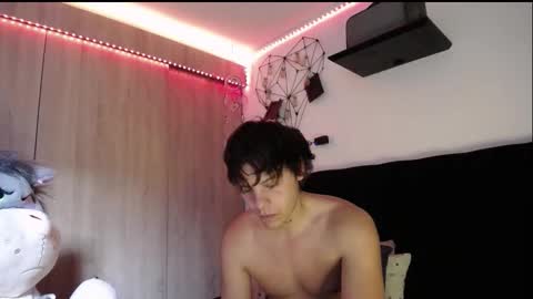 Santii online show from February 2026 12:04:02 PM