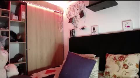 Snapshot of santii_rose chatting on February 2026 02:23:01 AM Santii online show from February 2026 02:23:01 AM