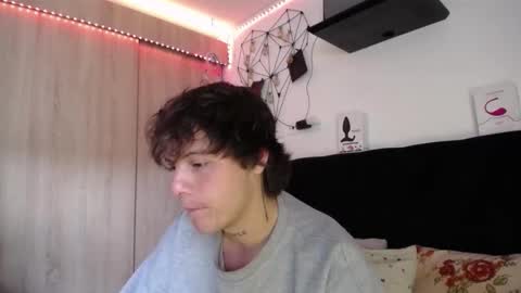 Snapshot of santii_rose chatting on February 2026 02:29:01 PM Santii online show from February 2026 02:29:01 PM