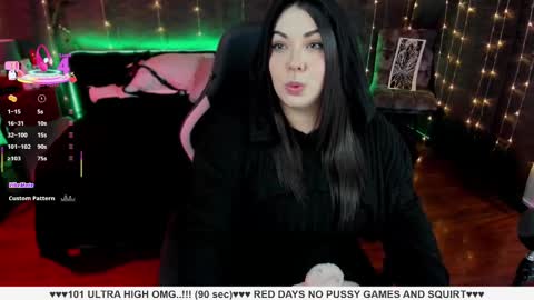 Snapshot of santos_liah chatting on March 2025 12:33:02 PM Liah Santos online show from March 2025 12:33:02 PM