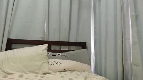 Miss Rue online show from April 2026 12:15:01 AM