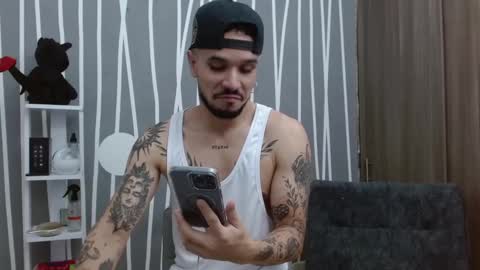 Santy Torres online show from October 2025 03:48:02 AM