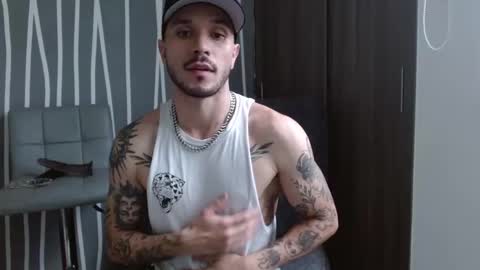 Santy Torres online show from February 2026 08:54:01 PM