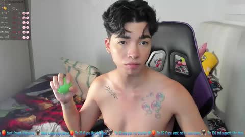 Mr. Santiago online show from February 2025 04:00:02 PM