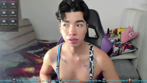 Mr. Santiago online show from March 2025 01:40:02 PM