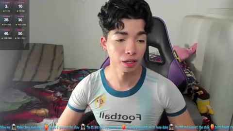 Mr. Santiago online show from March 2025 04:28:02 PM