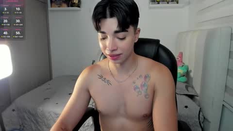 Mr. Santiago online show from November 2025 01:26:02 PM