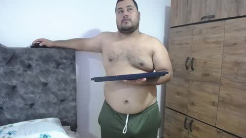 Santiago online show from September 2025 07:25:01 PM