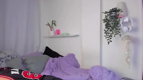 Snapshot of santy_kitty chatting on February 2026 01:57:02 AM kitty online show from February 2026 01:57:02 AM