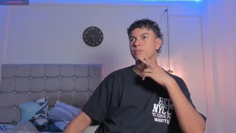 Snapshot of santy_stump chatting on September 2025 09:41:02 PM santy_stump online show from September 2025 09:41:02 PM