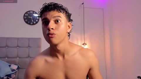 Snapshot of santy_stump chatting on October 2025 09:24:01 PM santy_stump online show from October 2025 09:24:01 PM