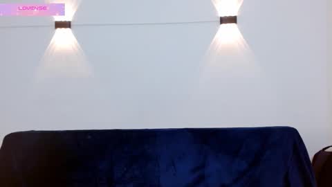 Snapshot of santy_stump chatting on October 2025 09:37:01 PM santy_stump online show from October 2025 09:37:01 PM