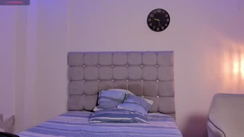 Snapshot of santy_stump chatting on October 2025 09:08:02 PM santy_stump online show from October 2025 09:08:02 PM