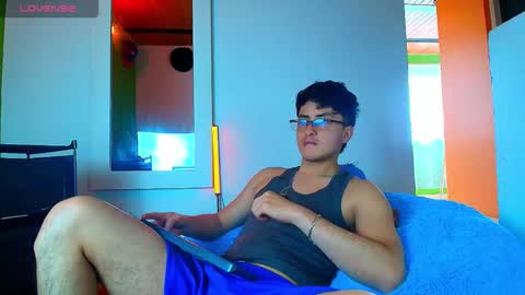 Snapshot of santyago_taylor chatting on November 2025 07:14:02 PM Santyago online show from November 2025 07:14:02 PM