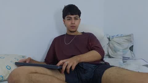 Snapshot of santybig18 chatting on December 2024 01:51:02 AM santybig18 online show from December 2024 01:51:02 AM