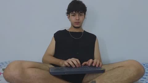 Snapshot of santybig18 chatting on March 2025 10:35:01 AM santybig18 online show from March 2025 10:35:01 AM