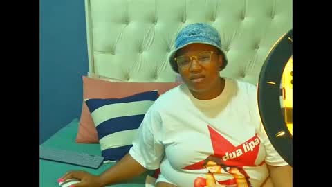 sanuche59670 online show from February 2026 09:55:01 PM