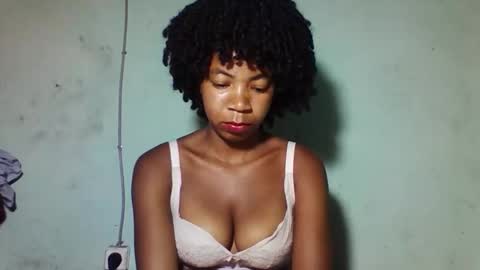 sanyah0123 online show from January 2026 10:14:02 PM