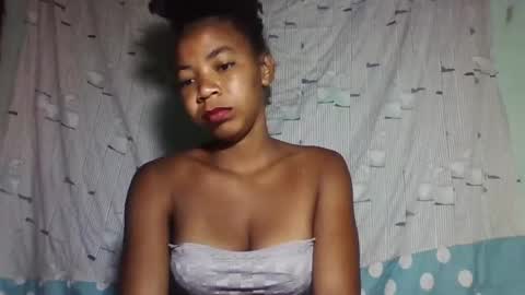 sanyah0123 online show from February 2026 04:05:02 AM